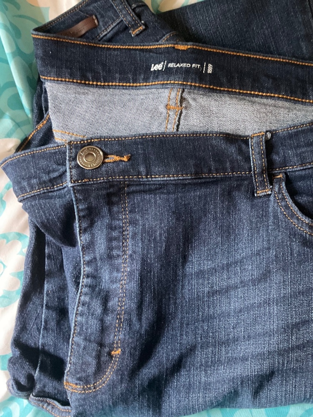 Lee Relaxed Fit
